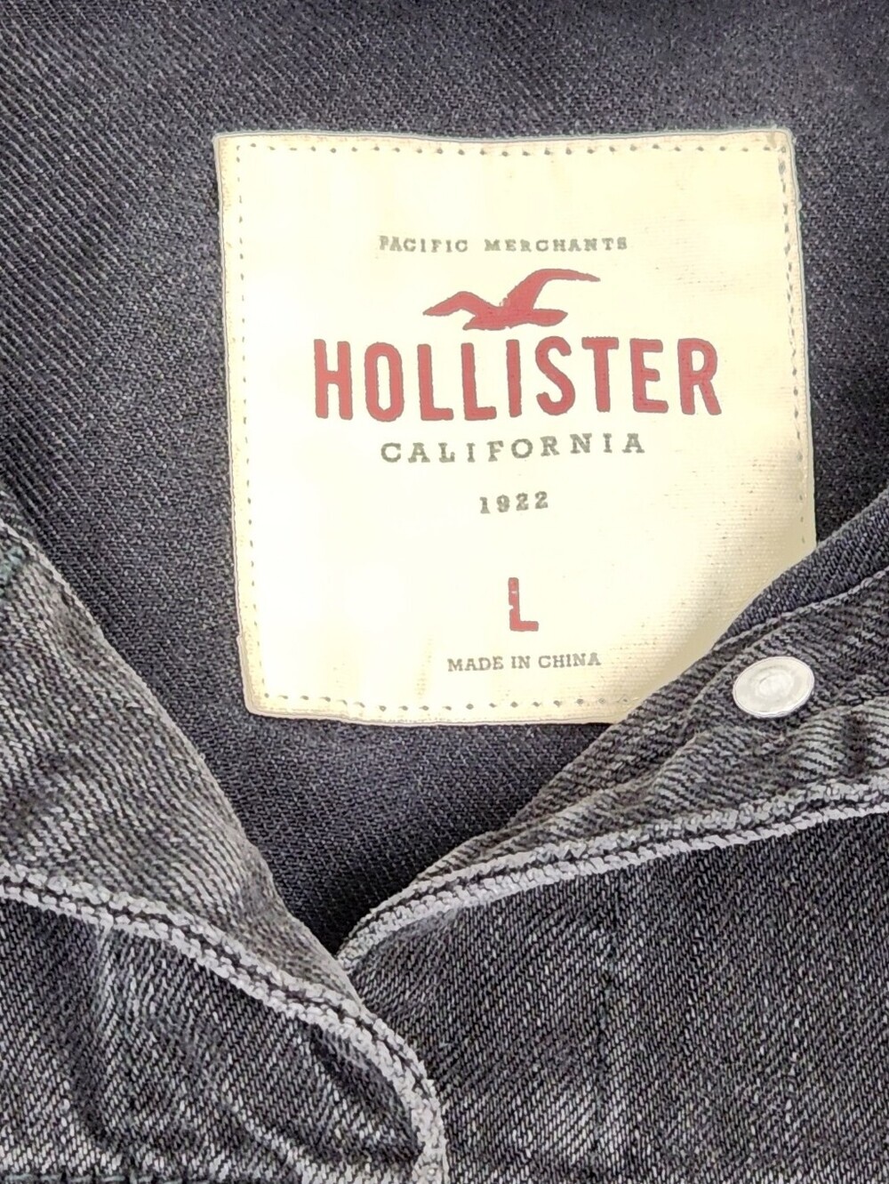 Hollister Black Distressed 100% Cotton Denim Jean Jacket. Large - Picture 7 of 10